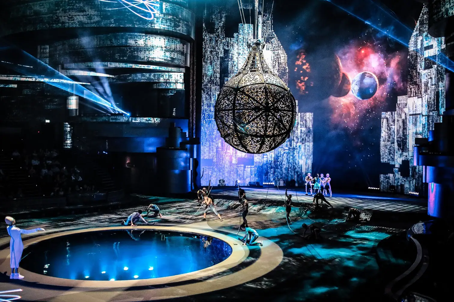 Complete Mapping of the theatre